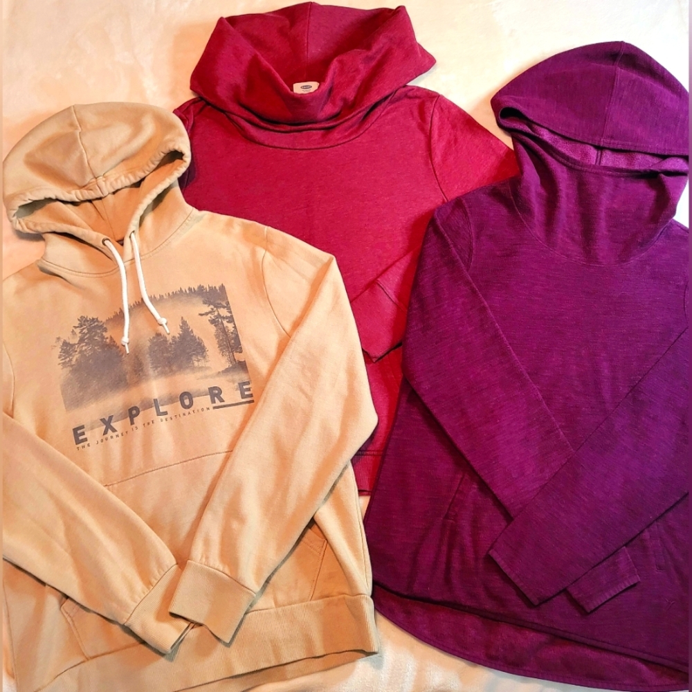 EUC ☆ ON Sweatshirt Bundle